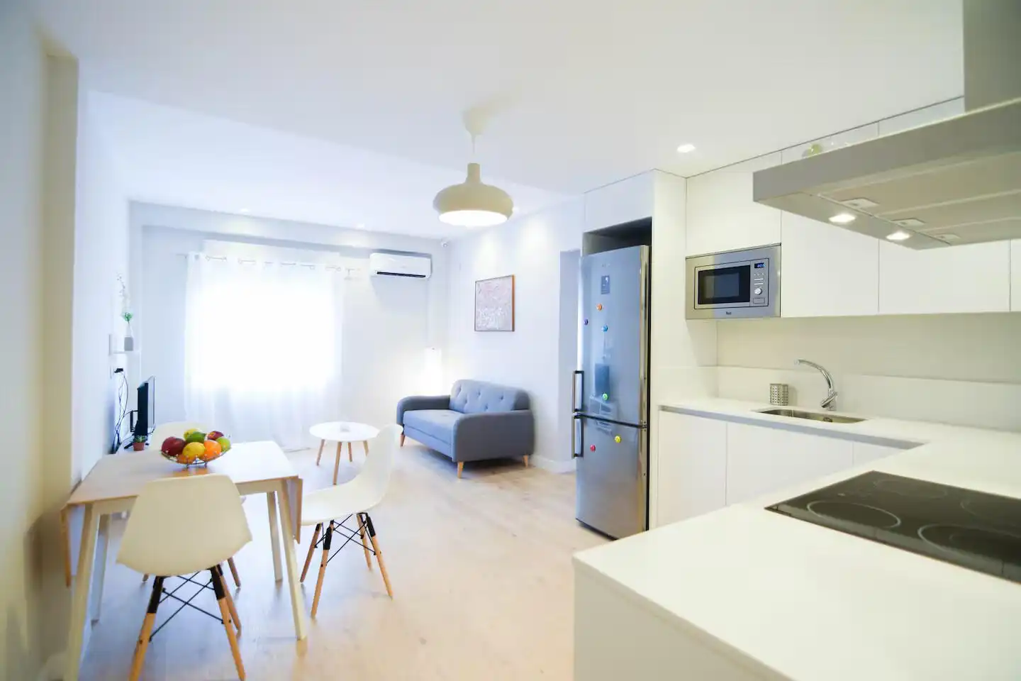 Kitchen of Flat for rent in Terrassa  with Air Conditioner and Furnished