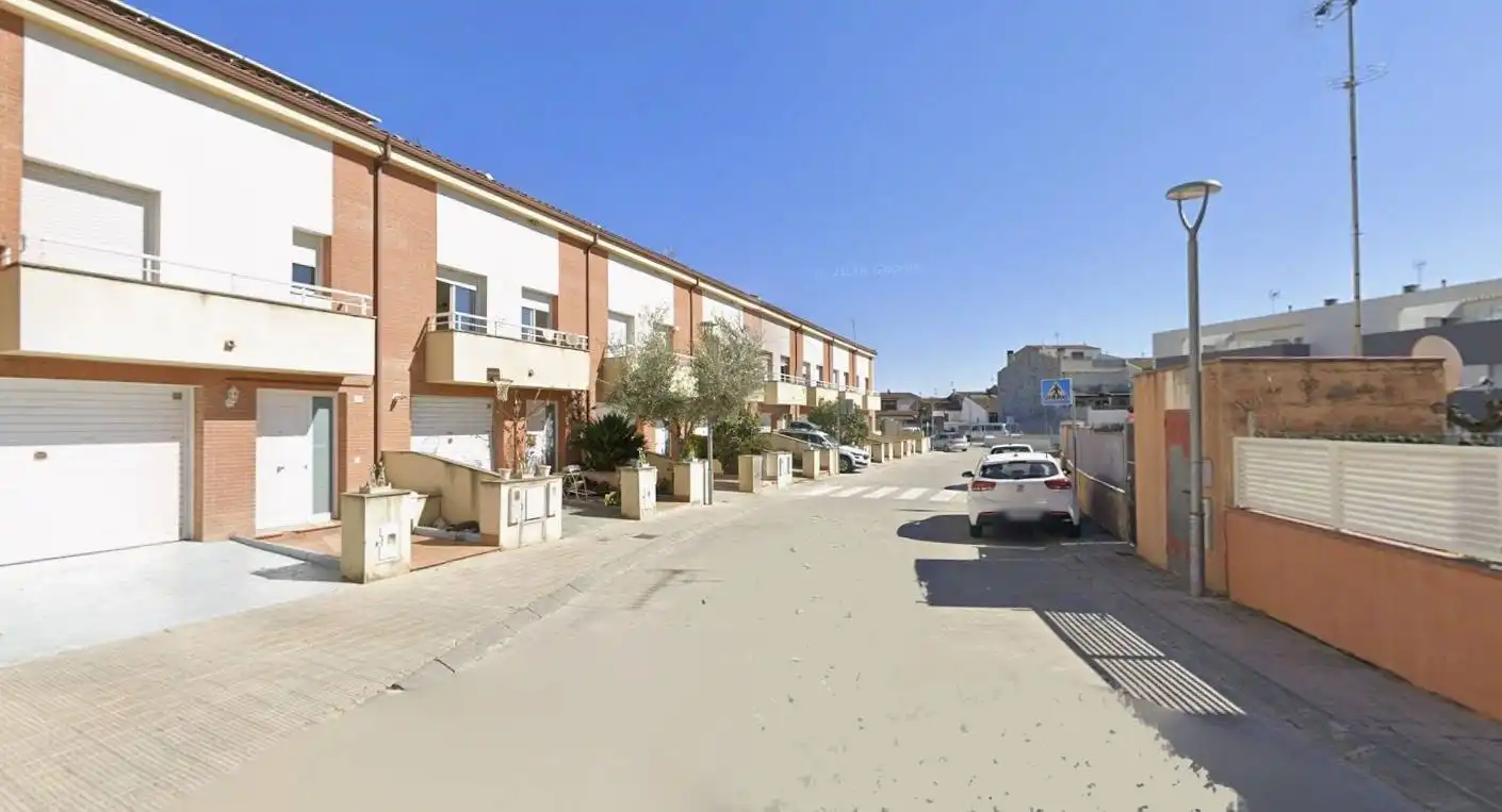 Vista exterior de Casa adosada en venta en Corbins con Piscina comunitaria