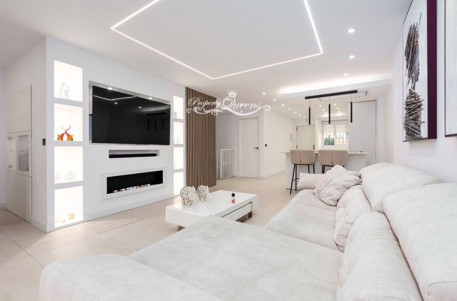 Sala de estar de Dúplex de alquiler en Benalmádena con Aire acondicionado, Terraza y Piscina