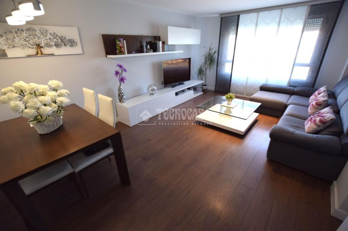 Sala d'estar de Pis en venda en Fuenlabrada amb Aire condicionat i Calefacció