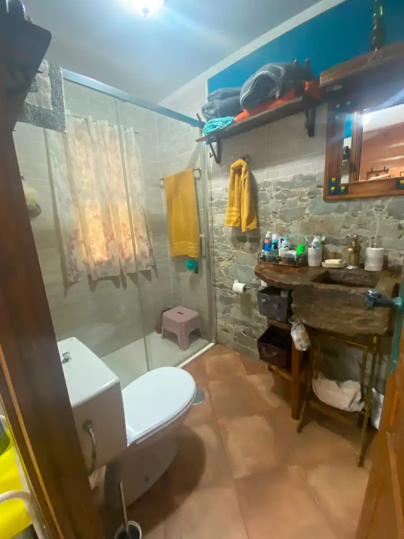 Baño de Finca rústica en venta en San Martín del Rey Aurelio con Jardín privado, Terraza y Trastero