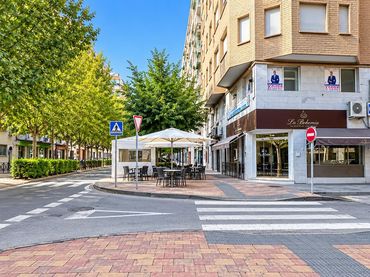Gewerbefläche zum Verkauf in Calle LIMON