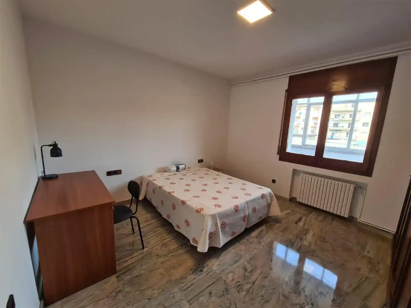 Bedroom of Flat for sale in Vic