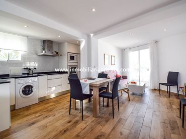 Apartamento en venta en Cala Blanca