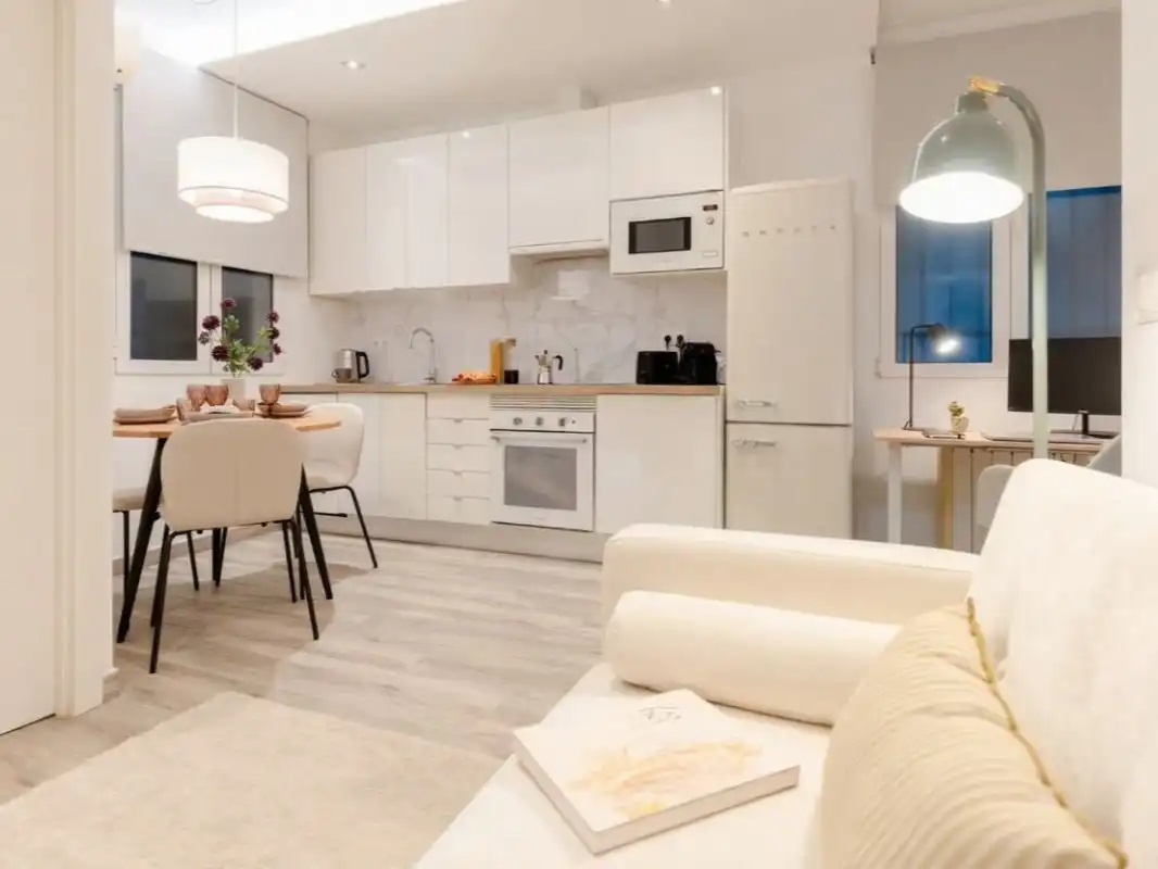 Appartement compact avec ascenseur à louer à Calle de José Abascal 21, imagen 4