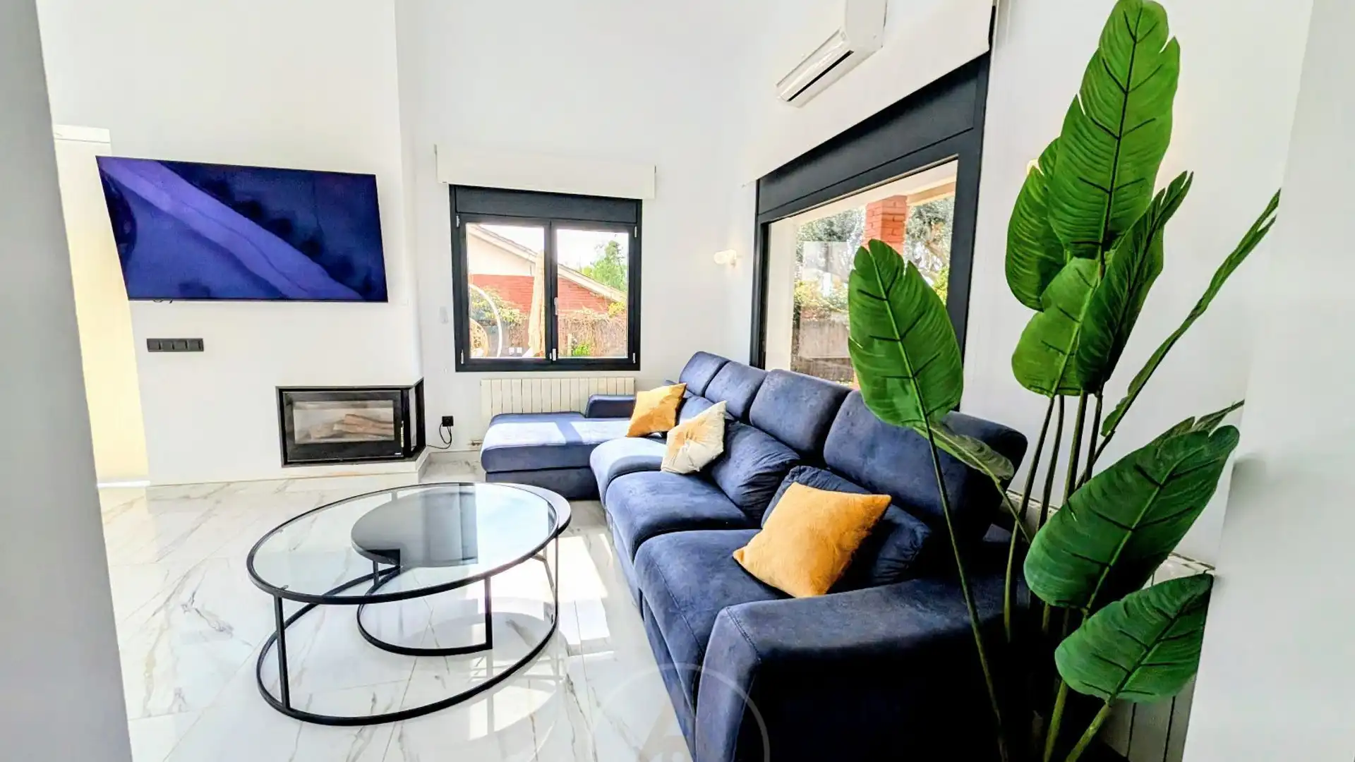 Living room of Houses for sale in Canet de Mar  with Air Conditioner, Heating and Terrace