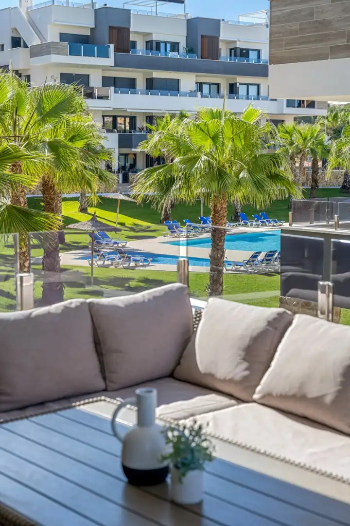 Apartamento con piscina en venta en Orihuela Costa, imagen 32