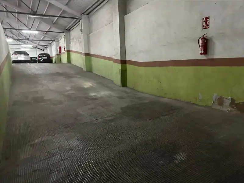 Doppelparkplatz zum Verkauf in Carrer de la Corona 37A, imagen 16