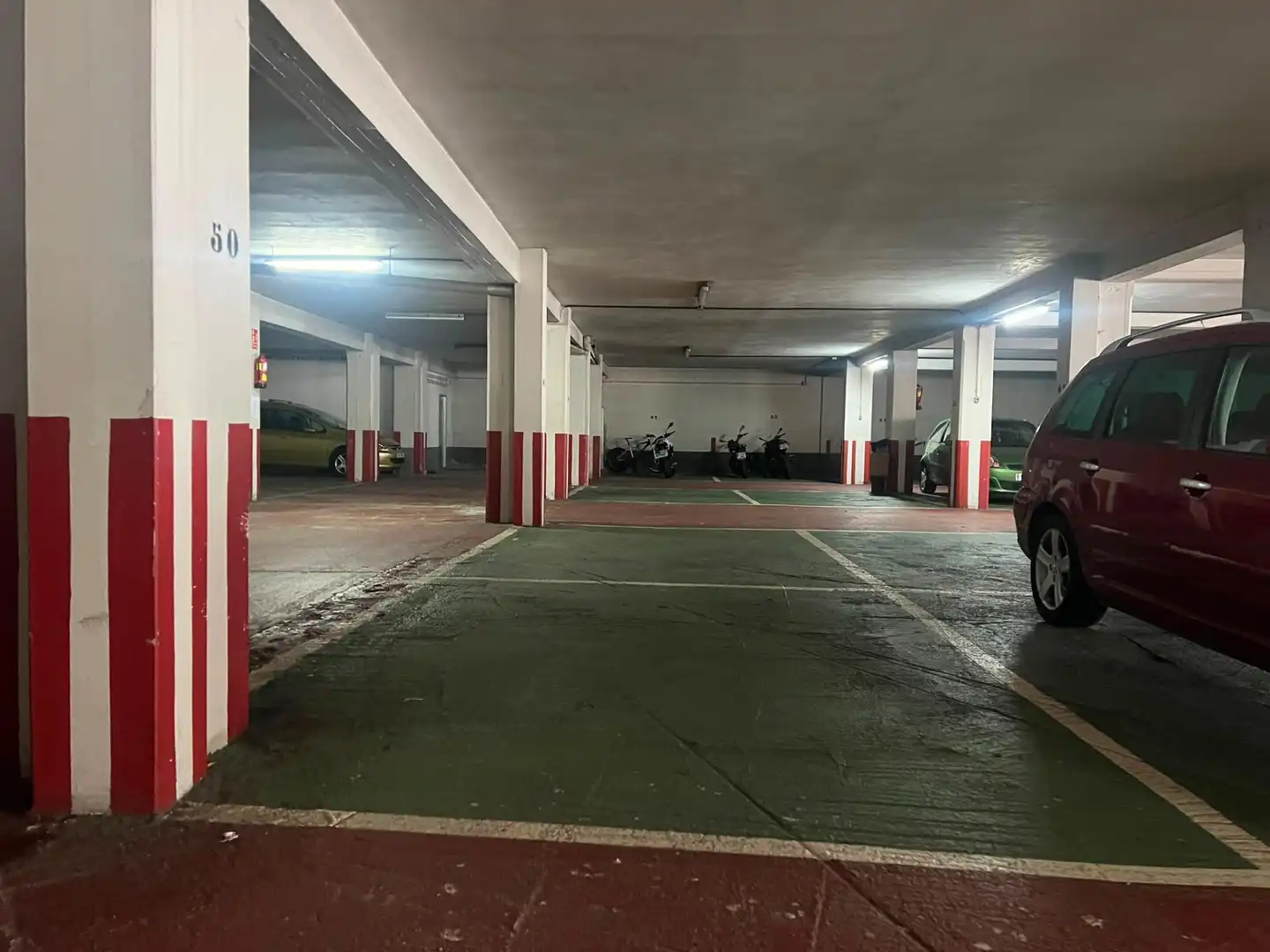 Aparcament de Garatge en venda en Cambre 