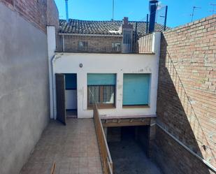 Vista exterior de Casa o xalet en venda en El Palau d'Anglesola amb Terrassa i Balcó