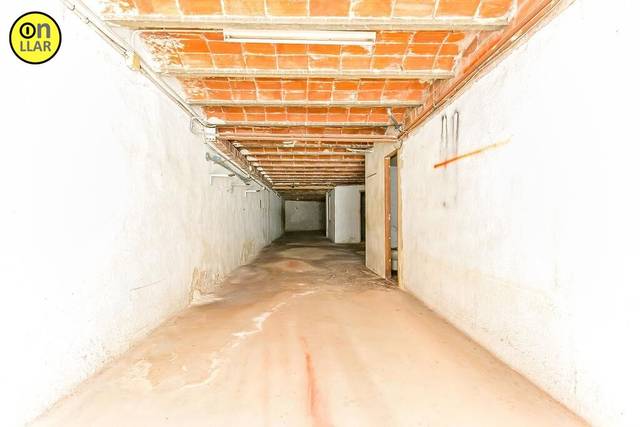 Garaje en Venta en Carrer TORRENT DE LA COVA, DEL, 9 en Nord-Oest - Can Noguera