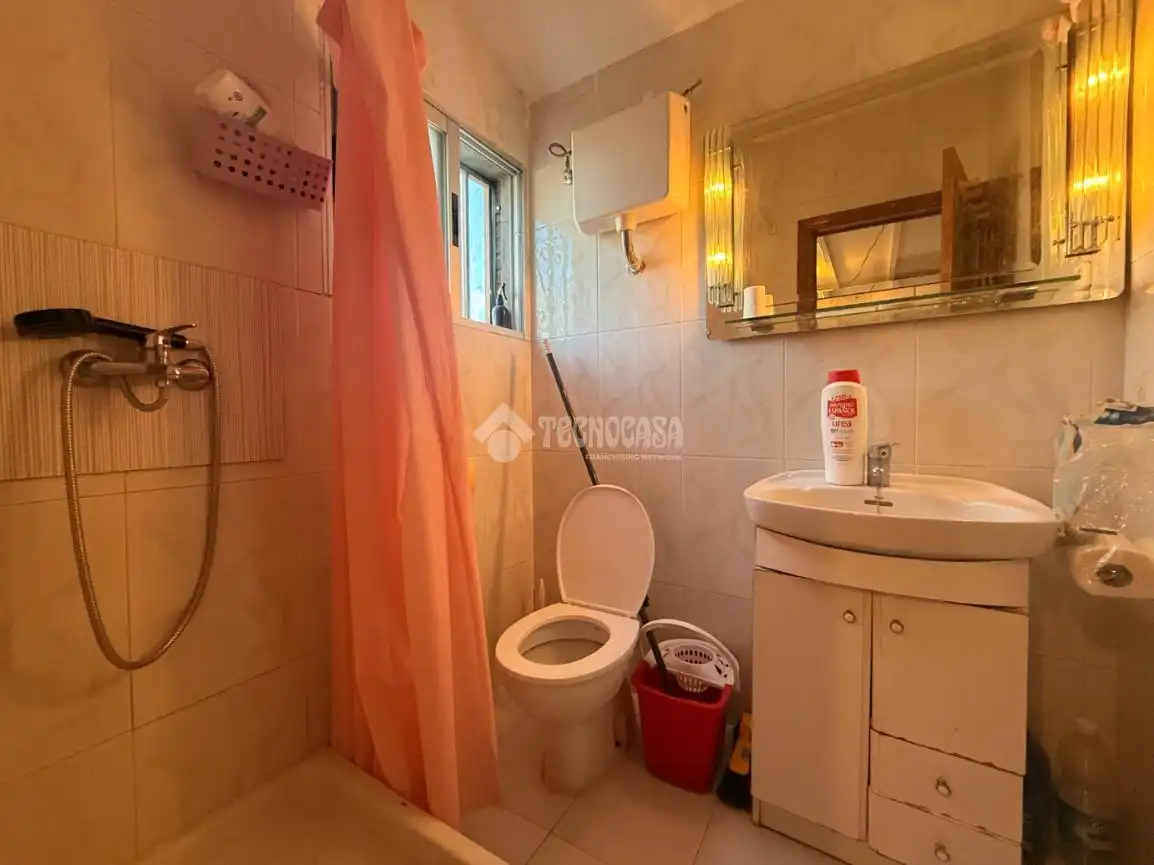 Baño de Casa o chalet en venta en Serracines con Calefacción y Jardín privado