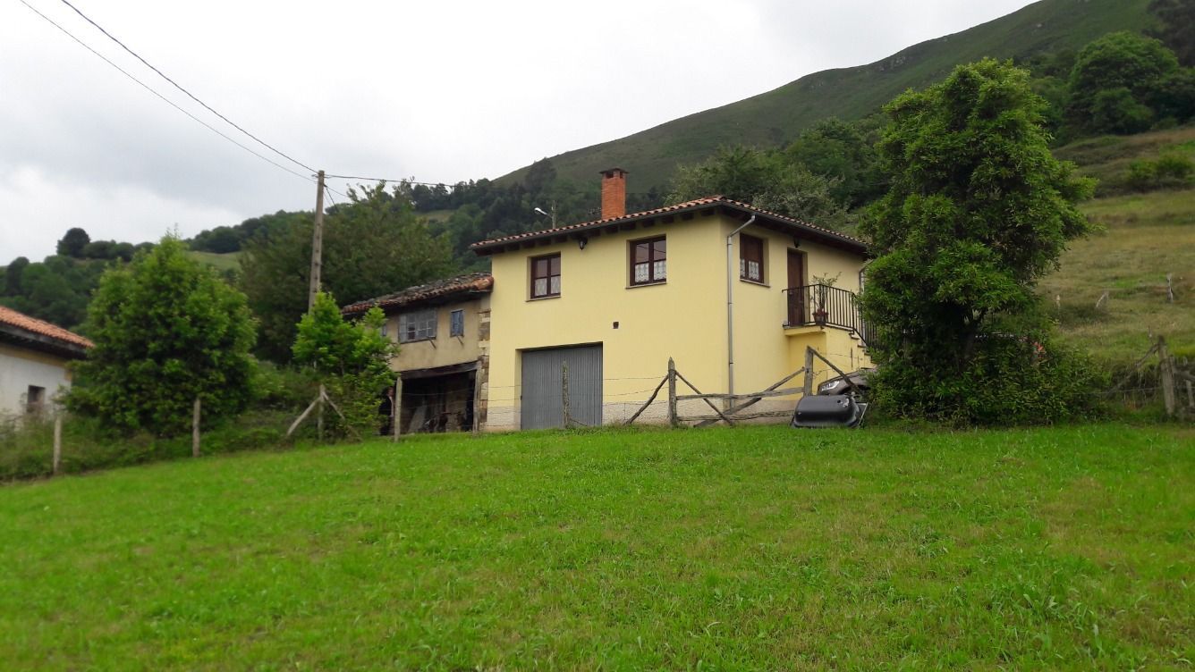 House or chalet for sale in Parres