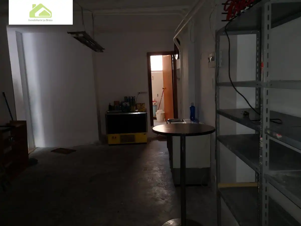 Local comercial en venda a Casco Antiguo, imagen 5