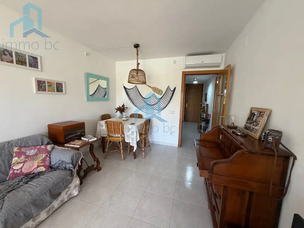 Sala d'estar de Planta baixa en venda en La Pobla de Montornès  