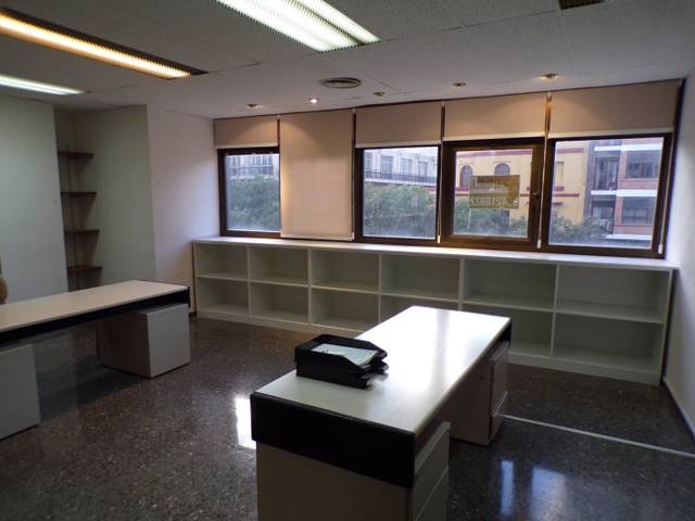 Oficina en Alquiler en Casco Histórico
