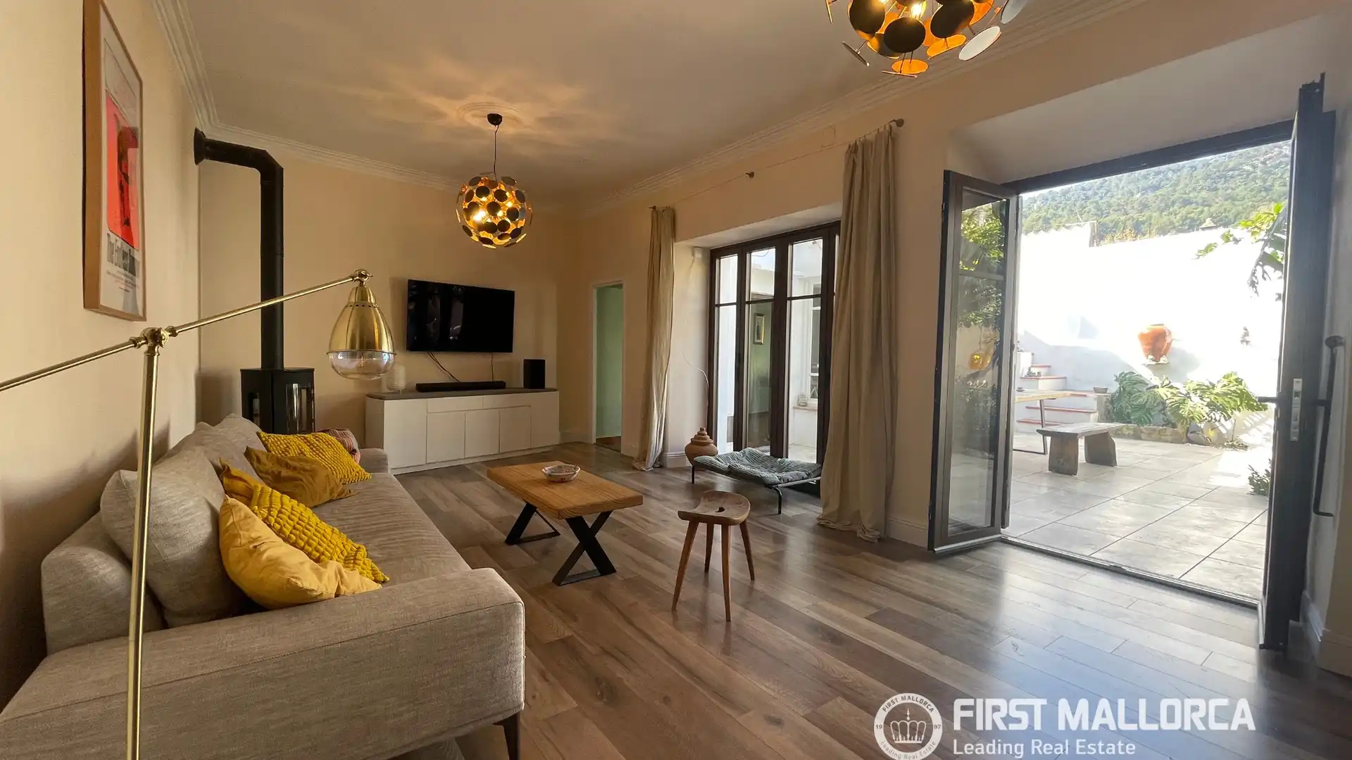 Living room of Single-family semi-detached for sale in Esporles