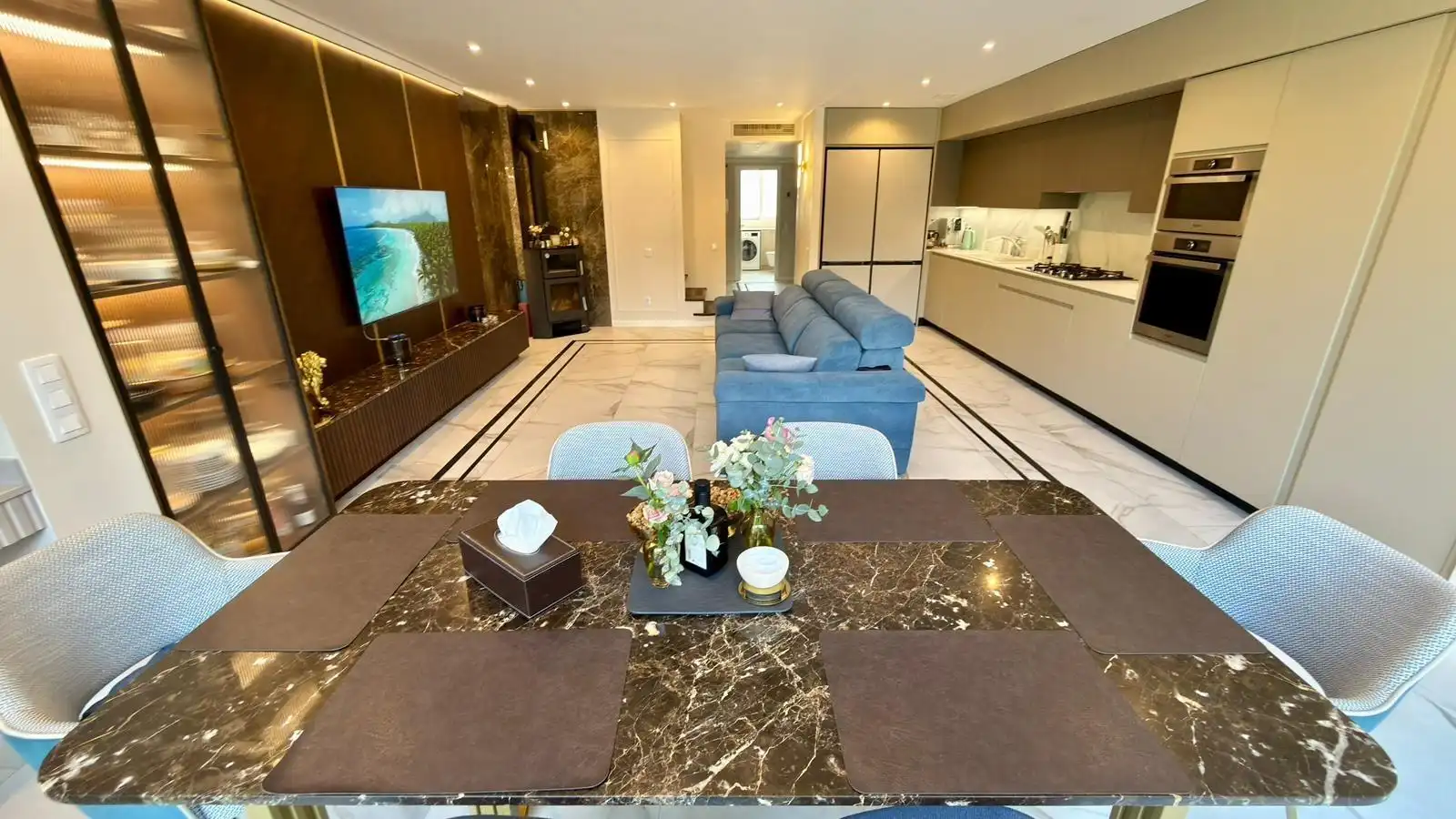 Sala de estar de Casa o chalet en venta en Alicante / Alacant con Aire acondicionado, Calefacción y Jardín privado