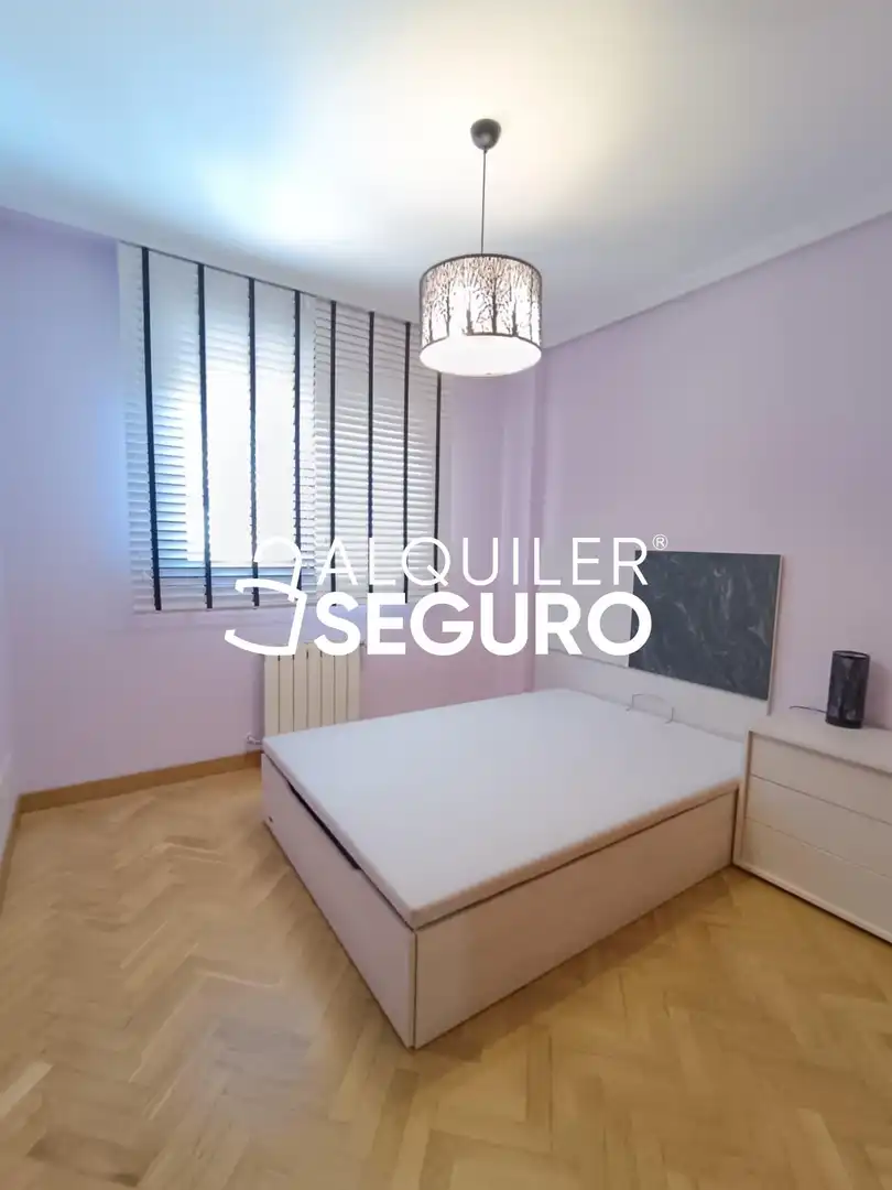 Schlafzimmer von Wohnung zur Miete in Ciempozuelos mit Klimaanlage, Heizung und Abstellraum