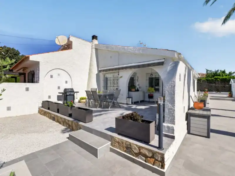 Casa aparellada amb jardí en venda a Nueva Torrevieja - Aguas Nuevas, imagen 5