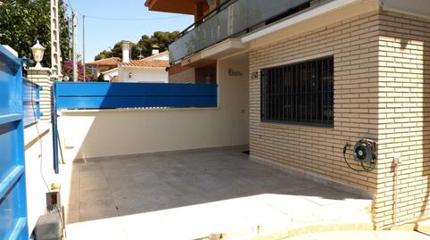 Foto 4 de Casa adosada en venda a De Finlàndia, 16, Segur de Calafell, Calafell