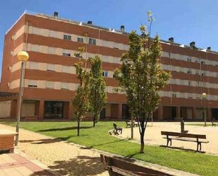 Exterior view of Flat for sale in  Huesca Capital  with Storage room