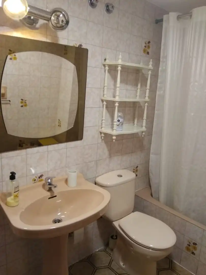 Wohnung zur Miete in Calle Uría, 40, Salesas - Foncalada - Campoamor