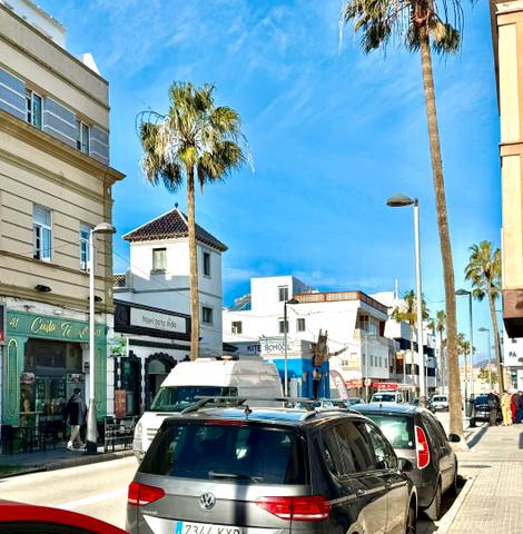 Local comercial en Alquiler en Calle Batalla del Salado en Tarifa ciudad