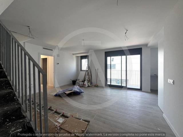 Dúplex en Venta en Carrer de Linné en La Cogullada