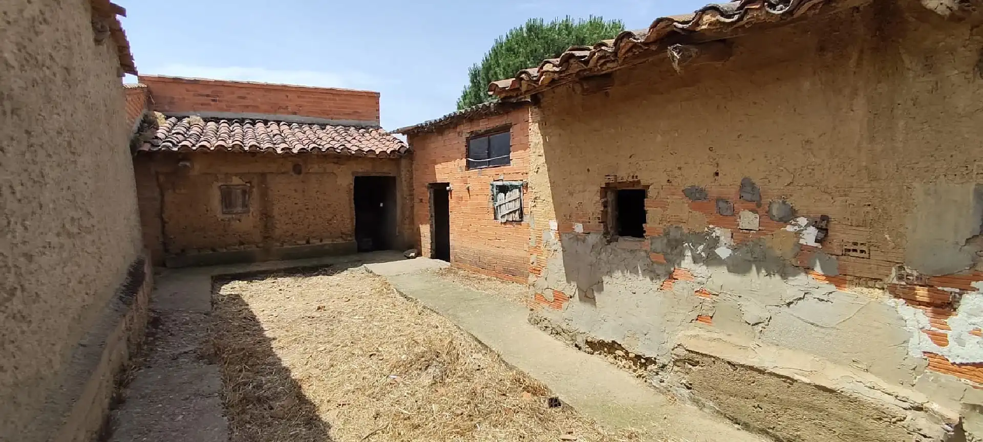 Houses for sale in La Antigua