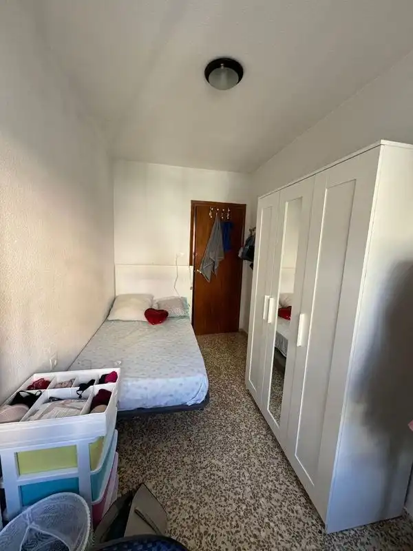 Schlafzimmer von Wohnung zur Miete in Granada mit Heizung, Möbliert und Ofen