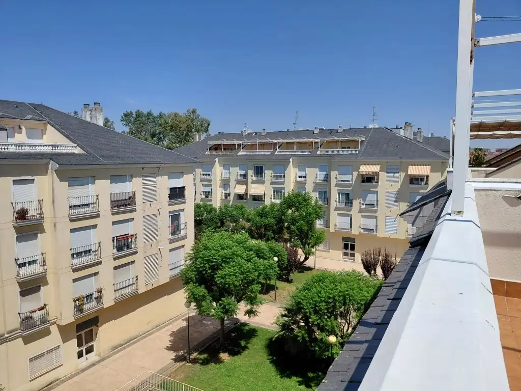 Außenansicht von Maisonette zur Miete in Badajoz
