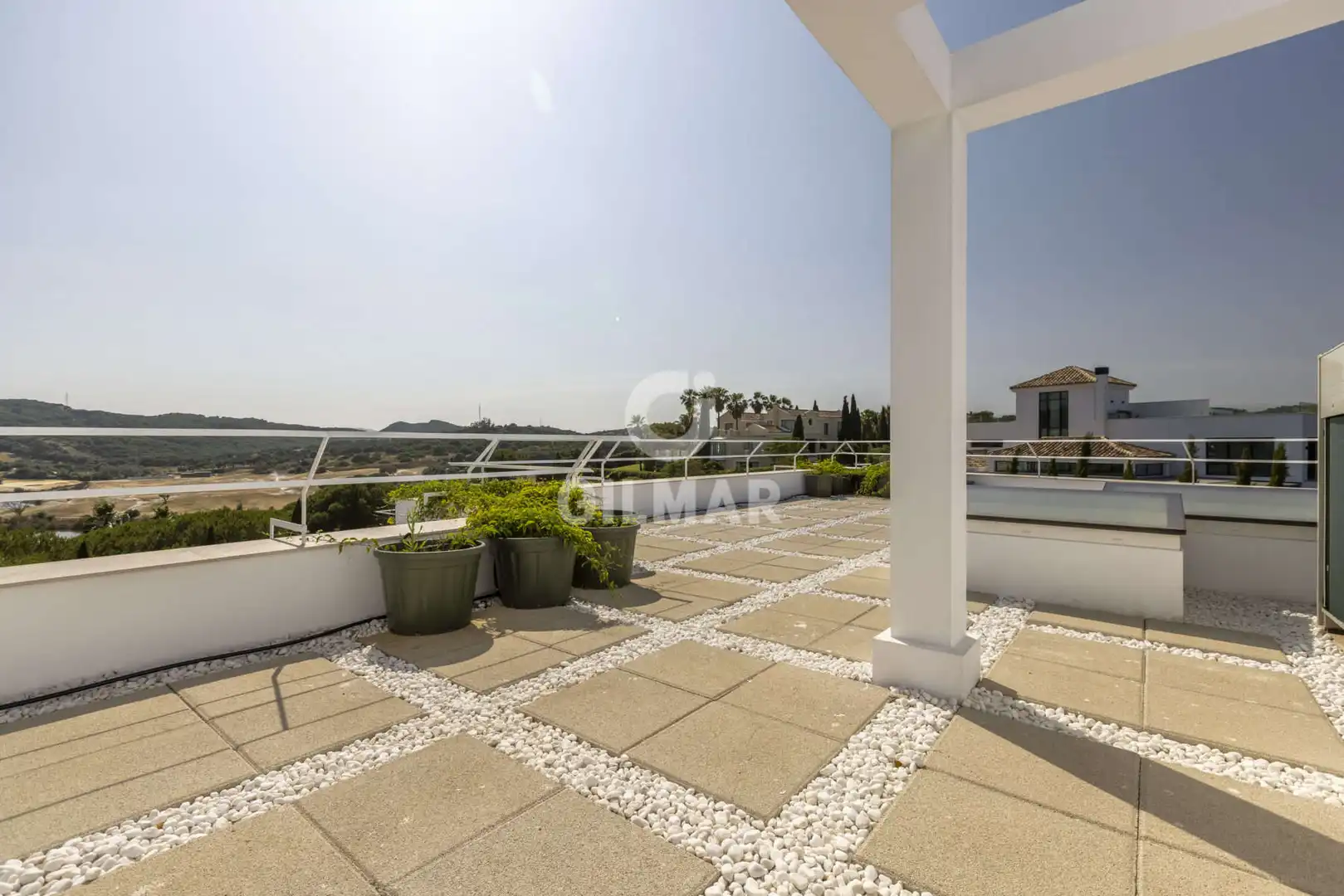 Terrassa de Casa o xalet en venda en Sotogrande amb Calefacció, Jardí privat i Piscina