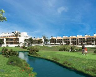 Vista exterior de Apartament en venda en Los Alcázares amb Aire condicionat, Calefacció i Jardí privat