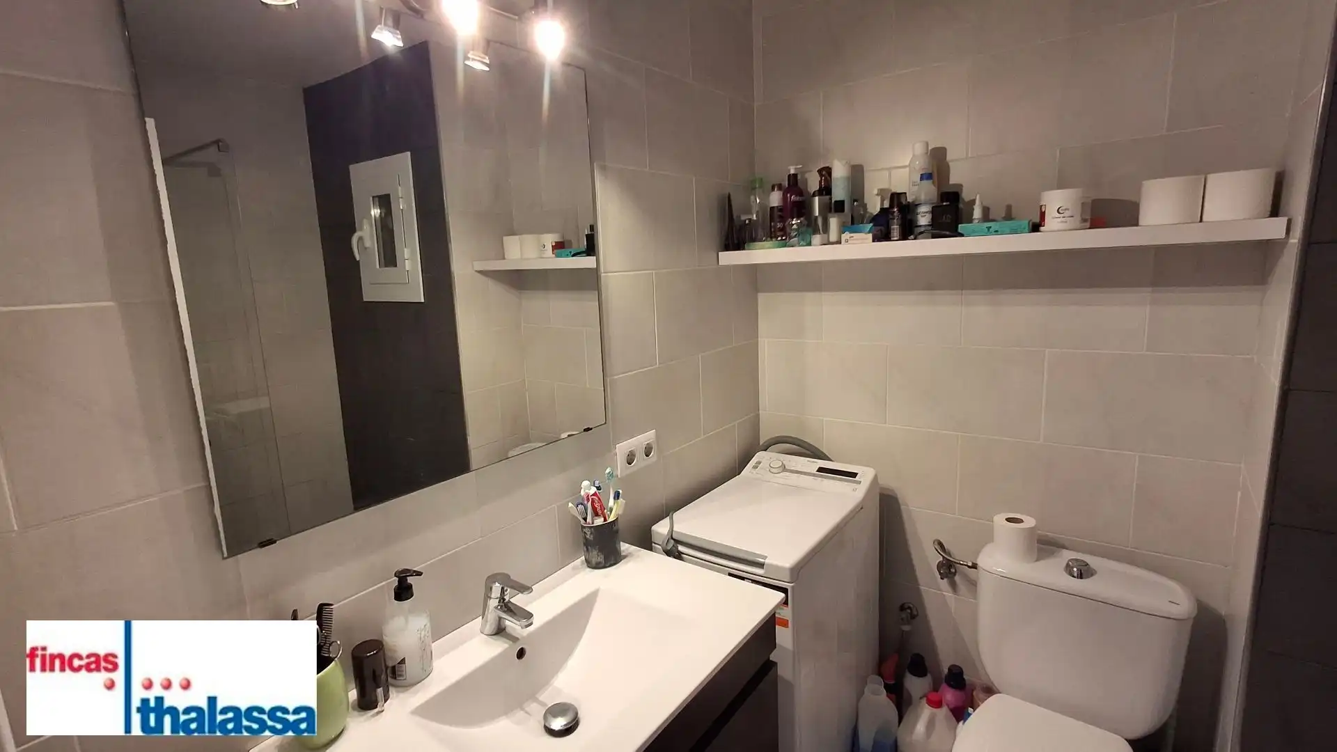 Bany de Apartament en venda en Lloret de Mar amb Aire condicionat, Calefacció i Moblat