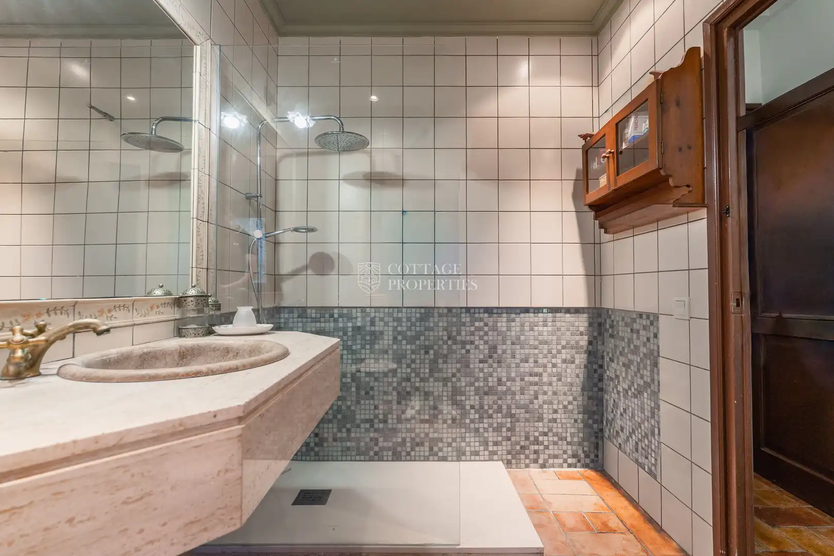 Bathroom of Country homes for sale in Foixà  with Air Conditioner, Private garden and Swimming Pool