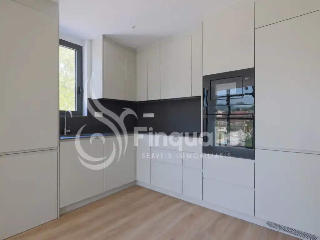 Cocina de Piso en venta en Santa Eulàlia de Ronçana con Aire acondicionado