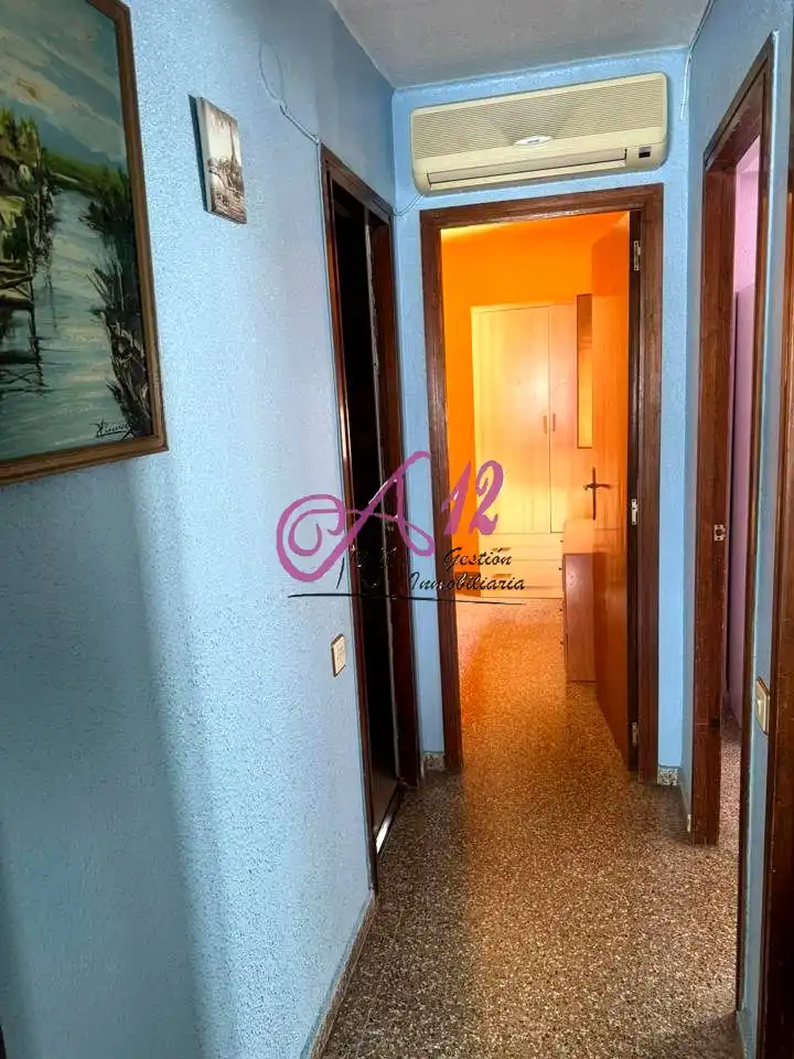 Piso con terraza en alquiler en Carrer de Pere Cabanes, imagen 7