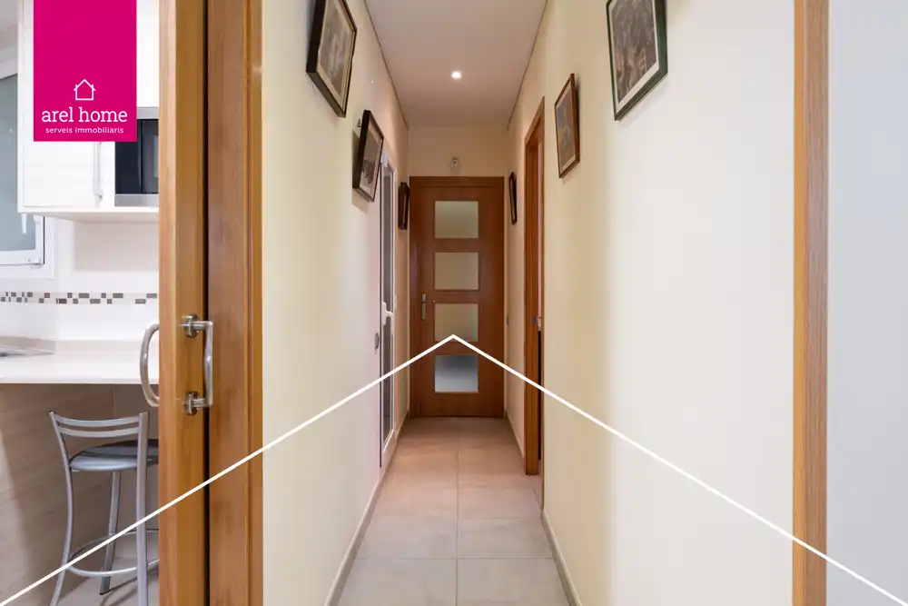 Flat for sale in Esplugues de Llobregat  with Air Conditioner