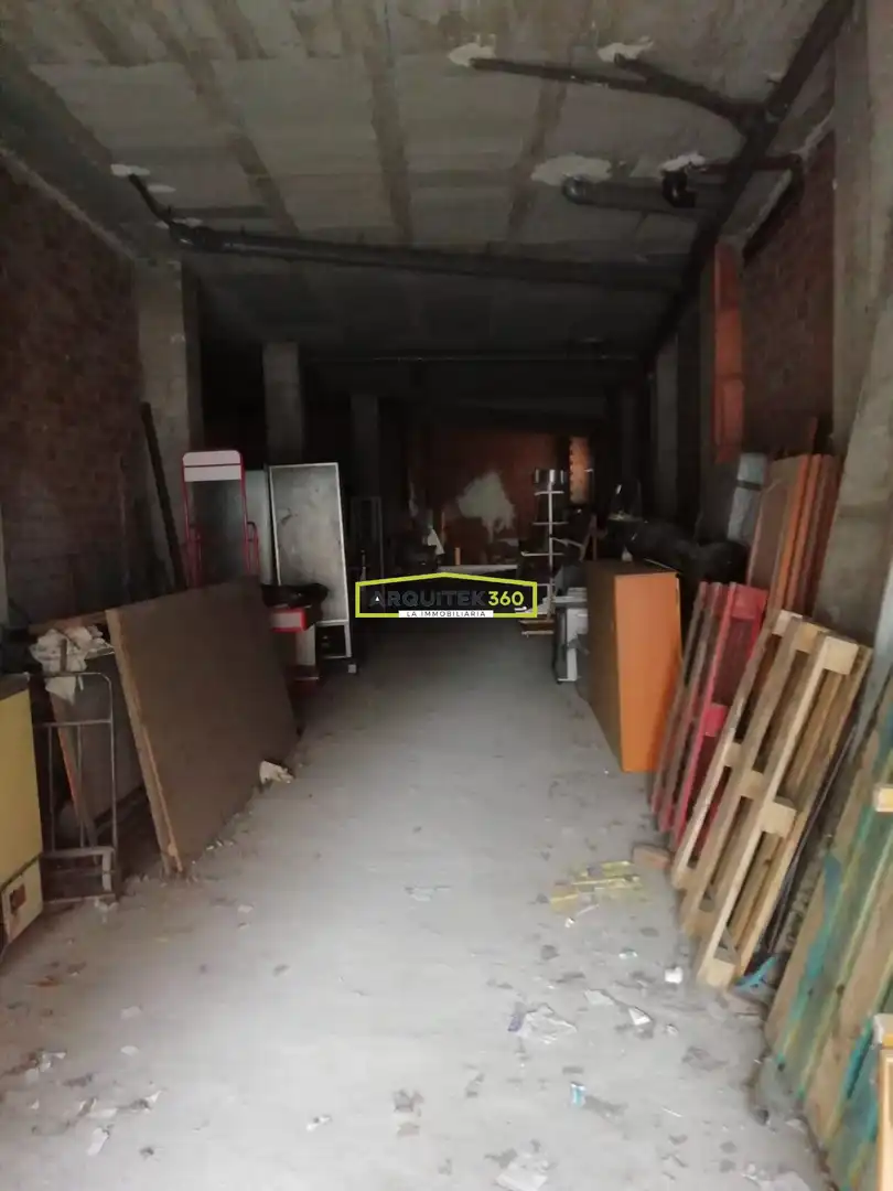 Local comercial en venda a Calle corts catalanes, imagen 7