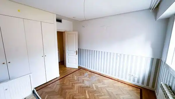 Habitación de Piso de alquiler en Madrid con Aire acondicionado, Jardín privado y Trastero