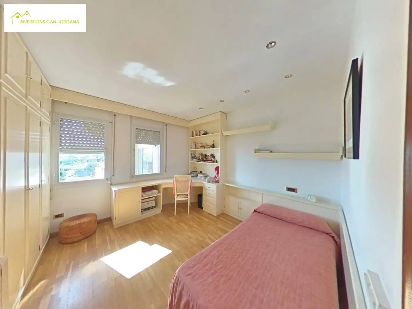 Bedroom of Houses for sale in Teià  with Air Conditioner, Heating and Terrace