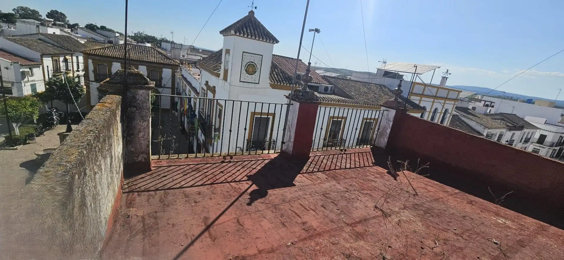 Vista exterior de Casa o chalet en venta en Villaverde del Río con Terraza y Balcón