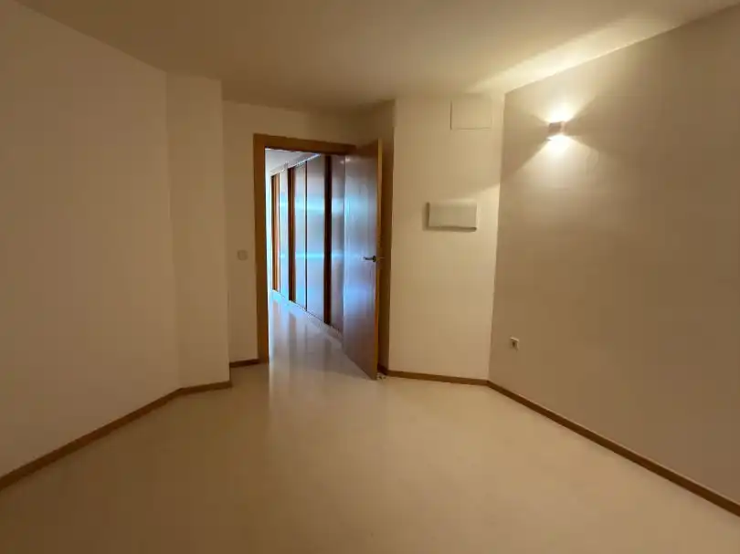 Wohnung zur Miete in Moncloa - Aravaca