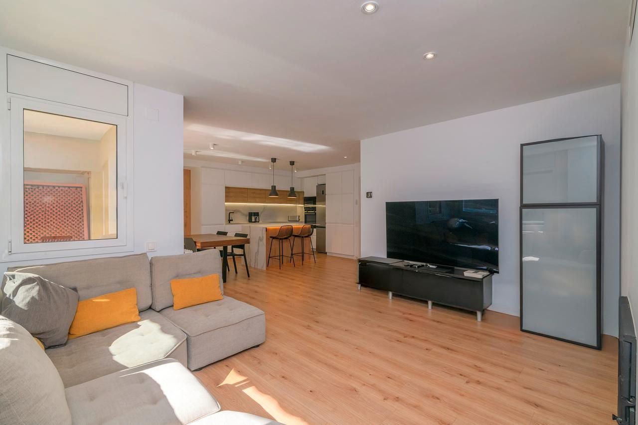 Living room of Flat for sale in Manresa  with Air Conditioner, Heating and Parquet flooring
