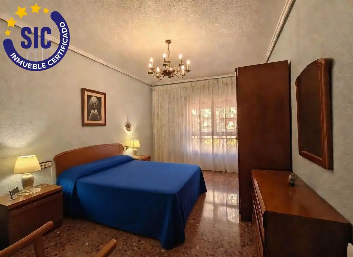 Bedroom of Flat for sale in Valencia  with Air Conditioner and Heating