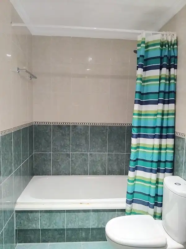 Baño de Piso en venta en A Coruña Capital  con Calefacción, Parquet y Trastero