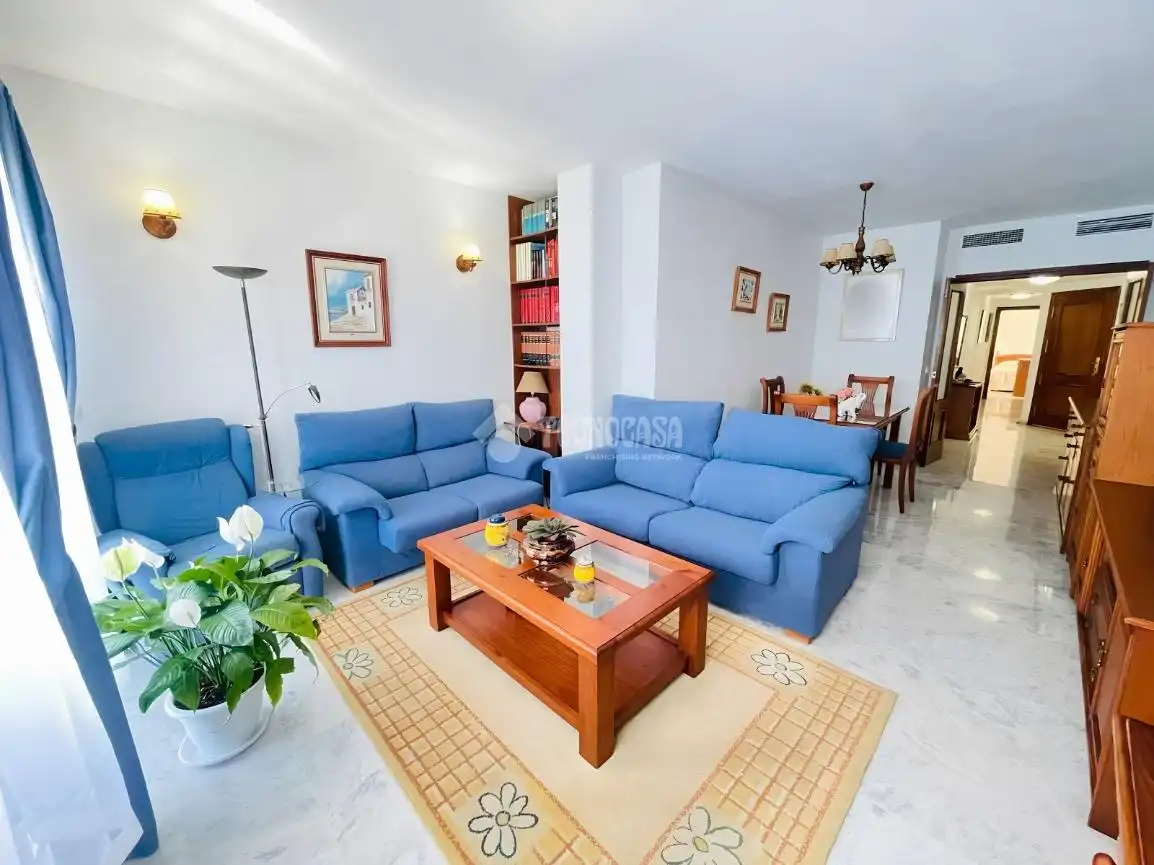 Living room of Flat for sale in Mijas  with Air Conditioner and Balcony