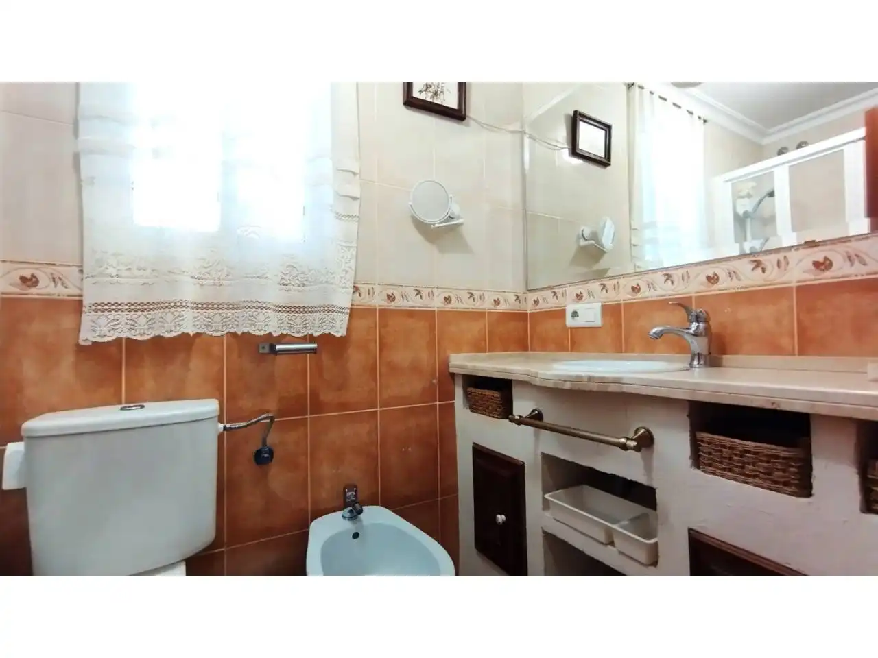 Badezimmer von Wohnung zum Verkauf in Huelva mit Klimaanlage, Heizung und Abstellraum