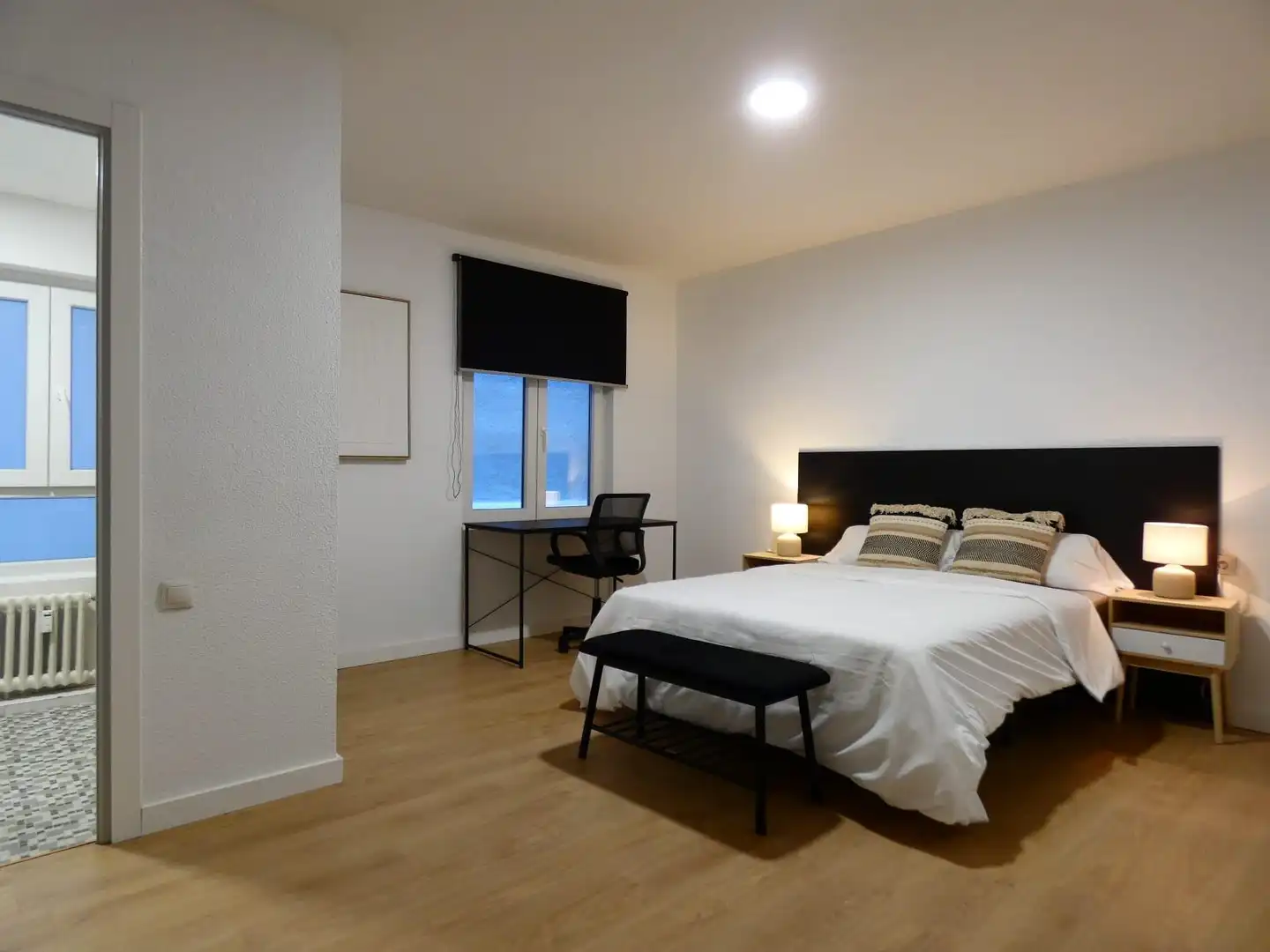Zimmer in Calle de Eduardo Marquina, 14, Centro